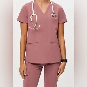 Mauve Figs XS Scrubs Set